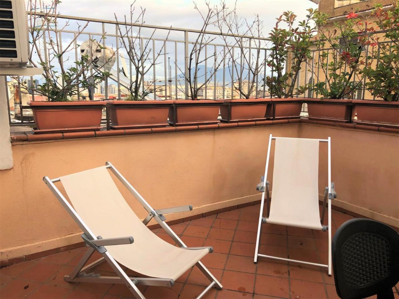 Case Vacanze " Il Duomo" Napoli Exteriör bild